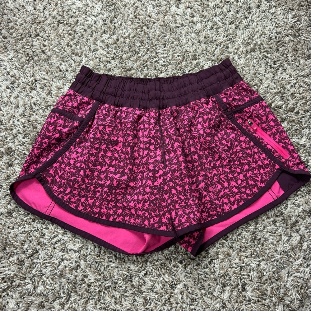 Lululemon Tracker Short III *4-way Stretch